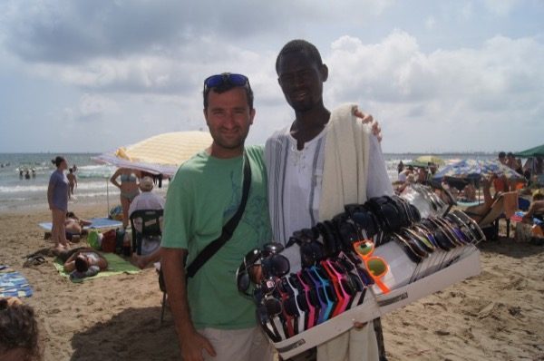 Alireza und der Strandverkäufer